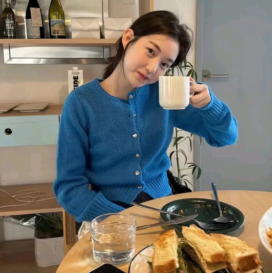 女儿被害后！县令夫人杀疯了